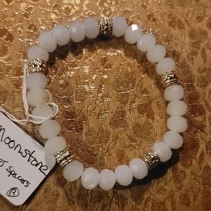 ✨ Stunning Faceted Moonstone Bracelet with Silver Spacers ✨